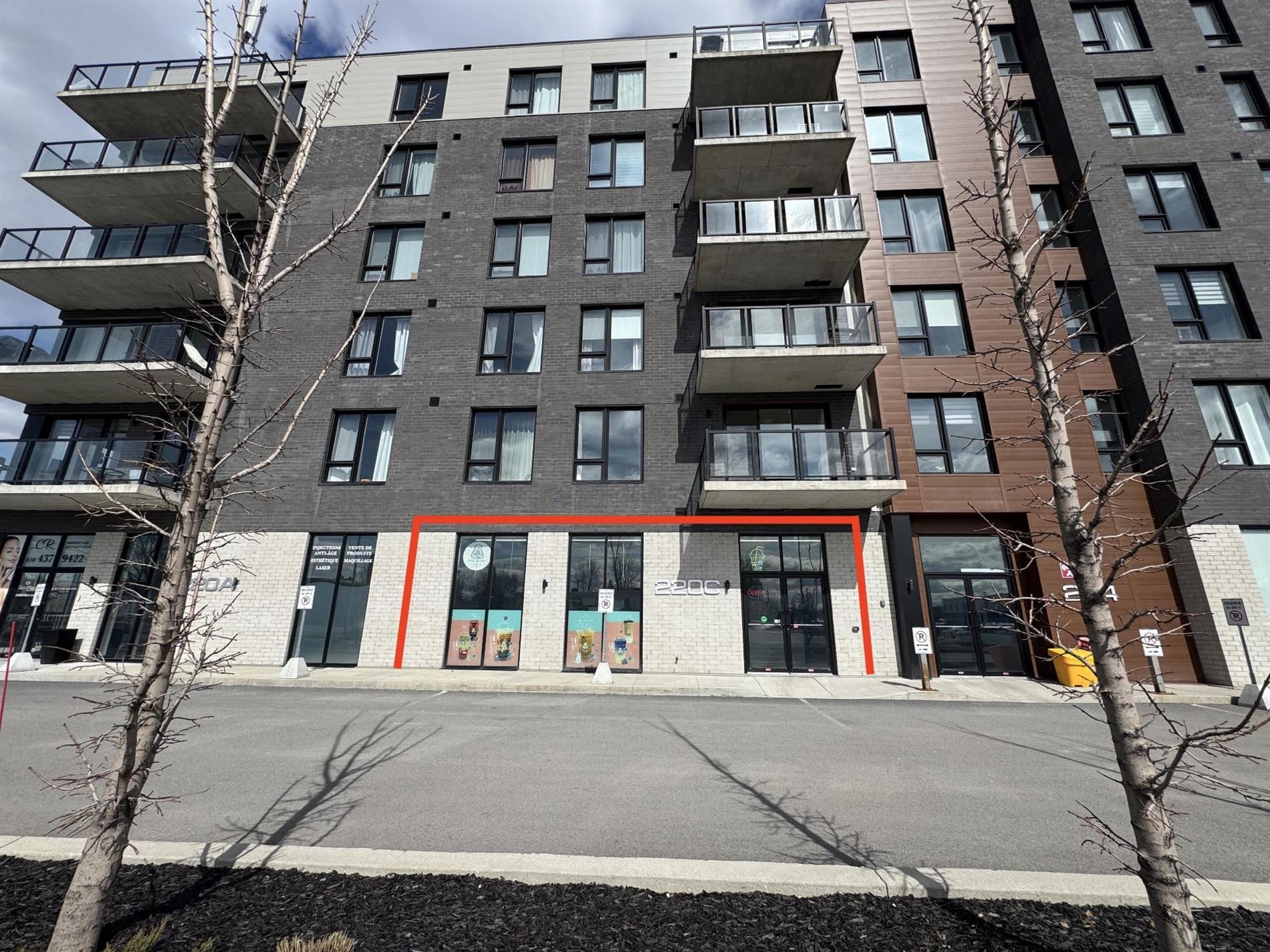220 Boul René-A.-Robert, Sainte-therese, QC for Rent