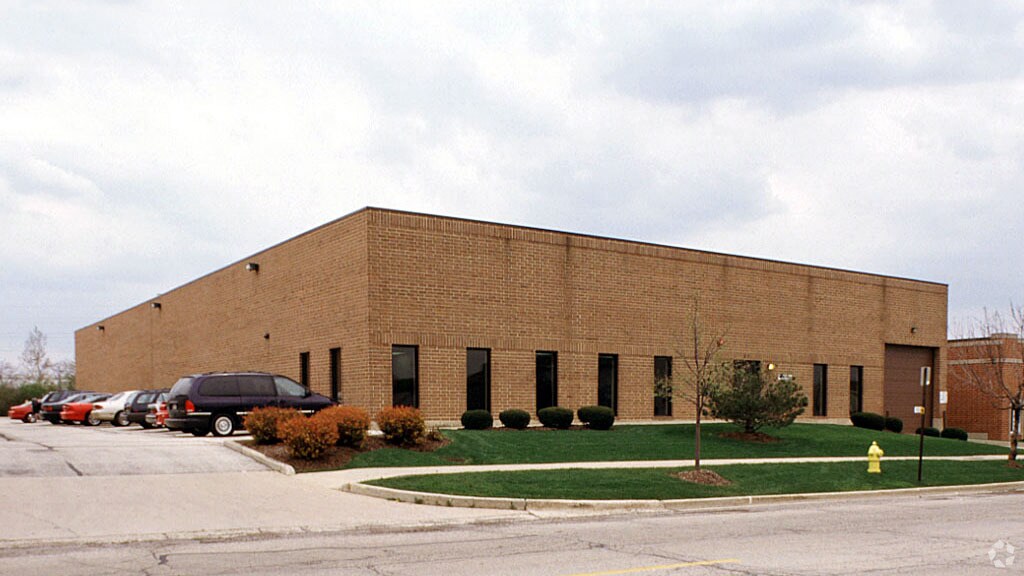 25 N Brandon Dr Glendale Heights, IL 60139 Industrial Property for