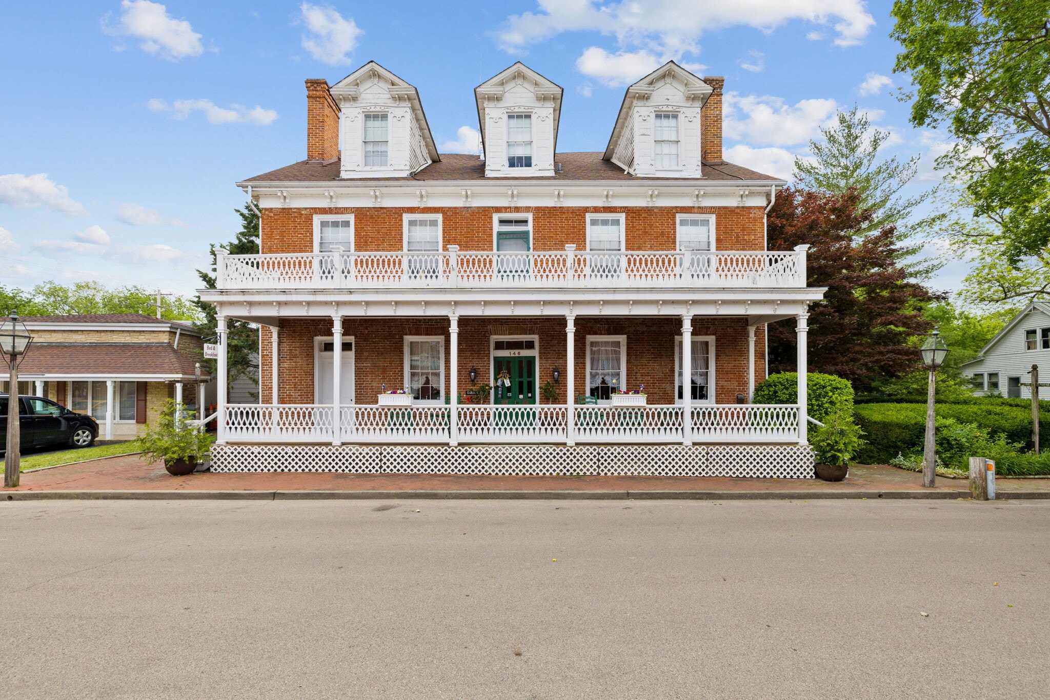 146 S 3rd St, Ste Genevieve, MO for Sale