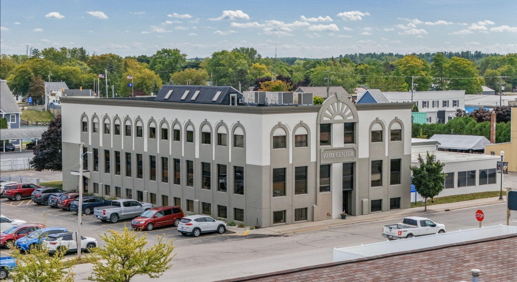 520 N Main St, Cheboygan, MI for Sale