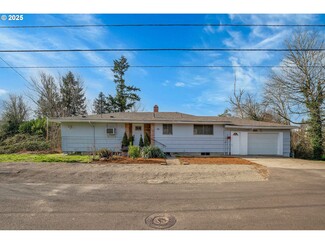 Tigard, OR Residential Income - 11745 SW 70th Ave