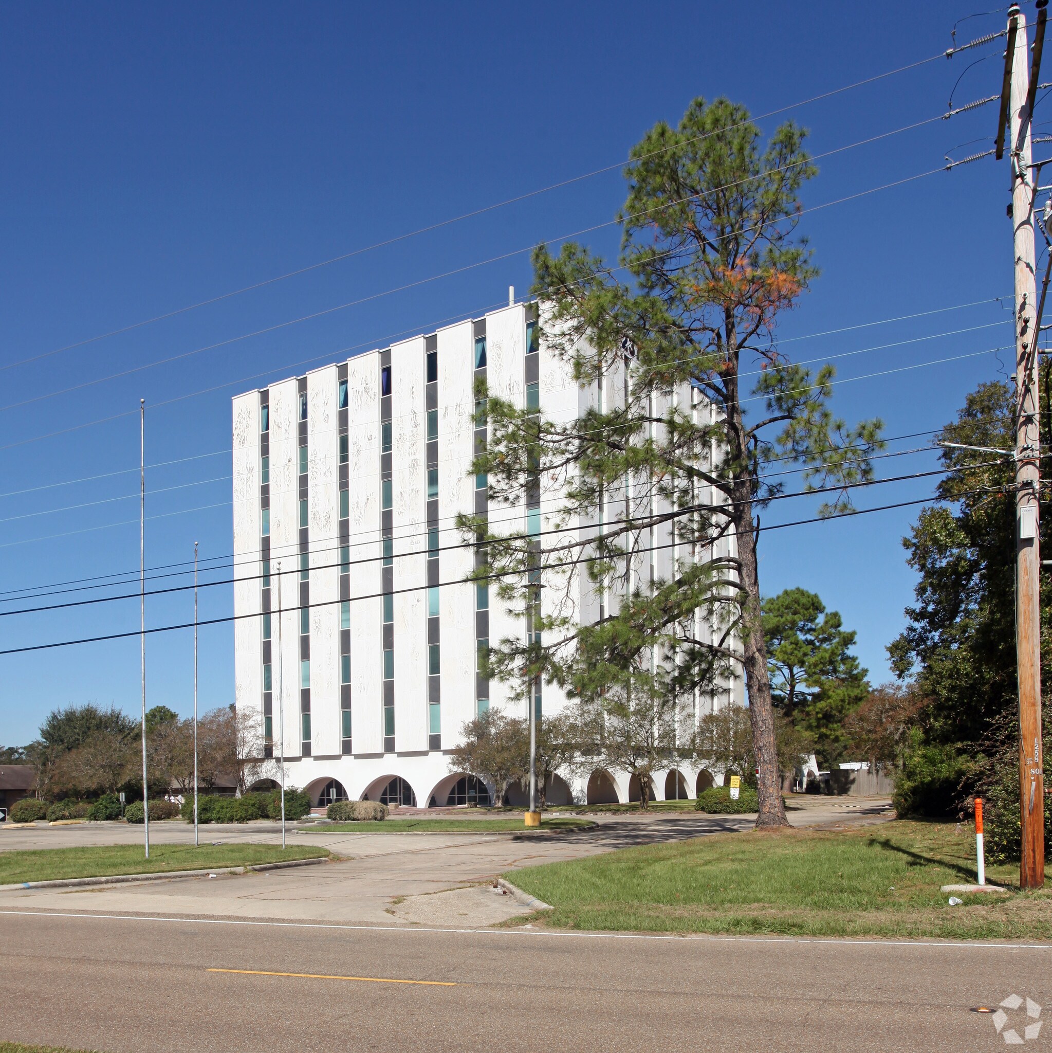 10225 Florida Blvd, Baton Rouge, LA for Rent
