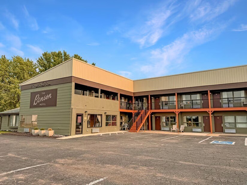 600 22nd St, Benson, MN for Sale