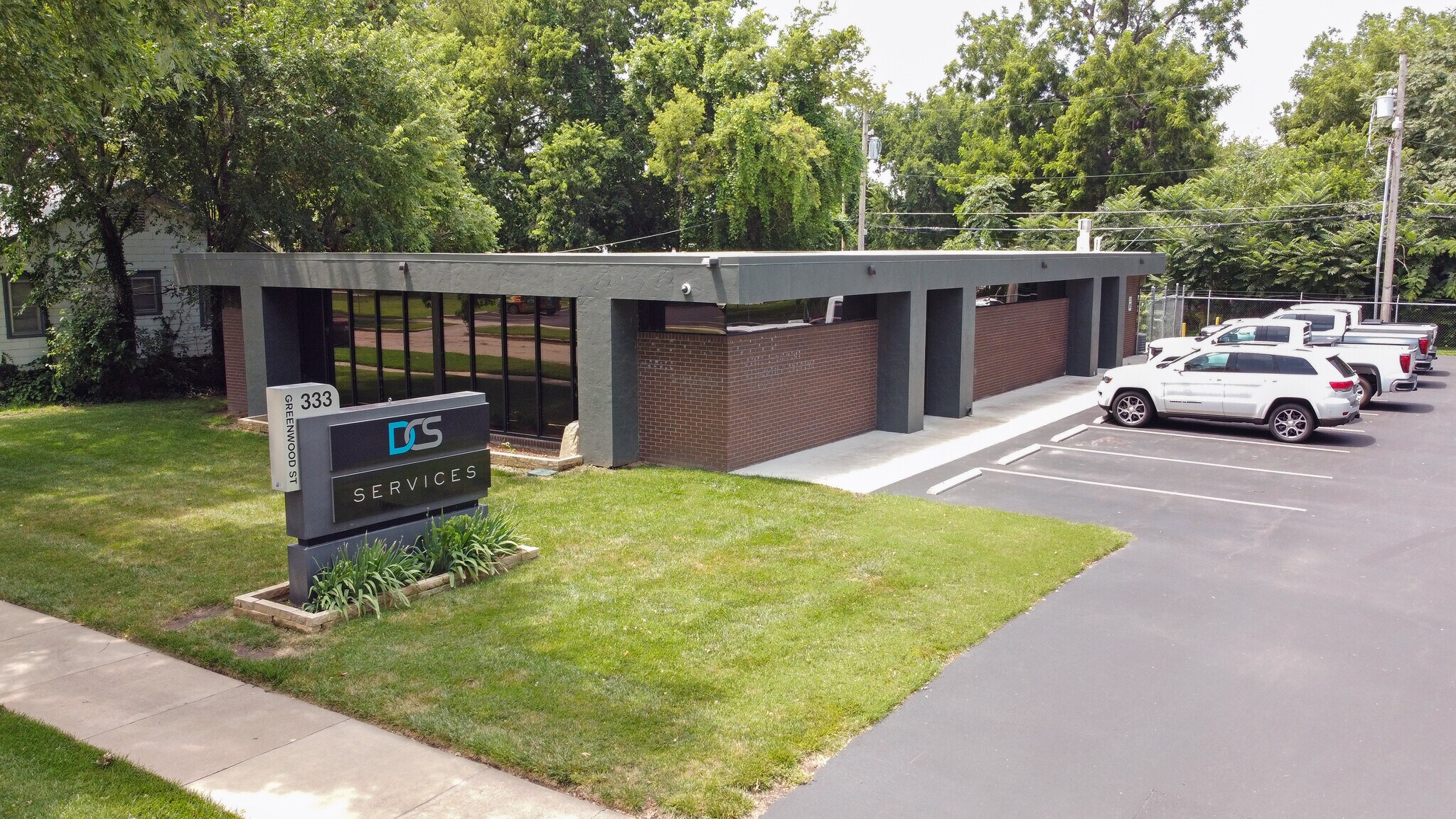333 S Greenwood St, Wichita, KS for Sale
