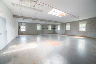 Yonkers, NY Industrial - 18 Morris Pl