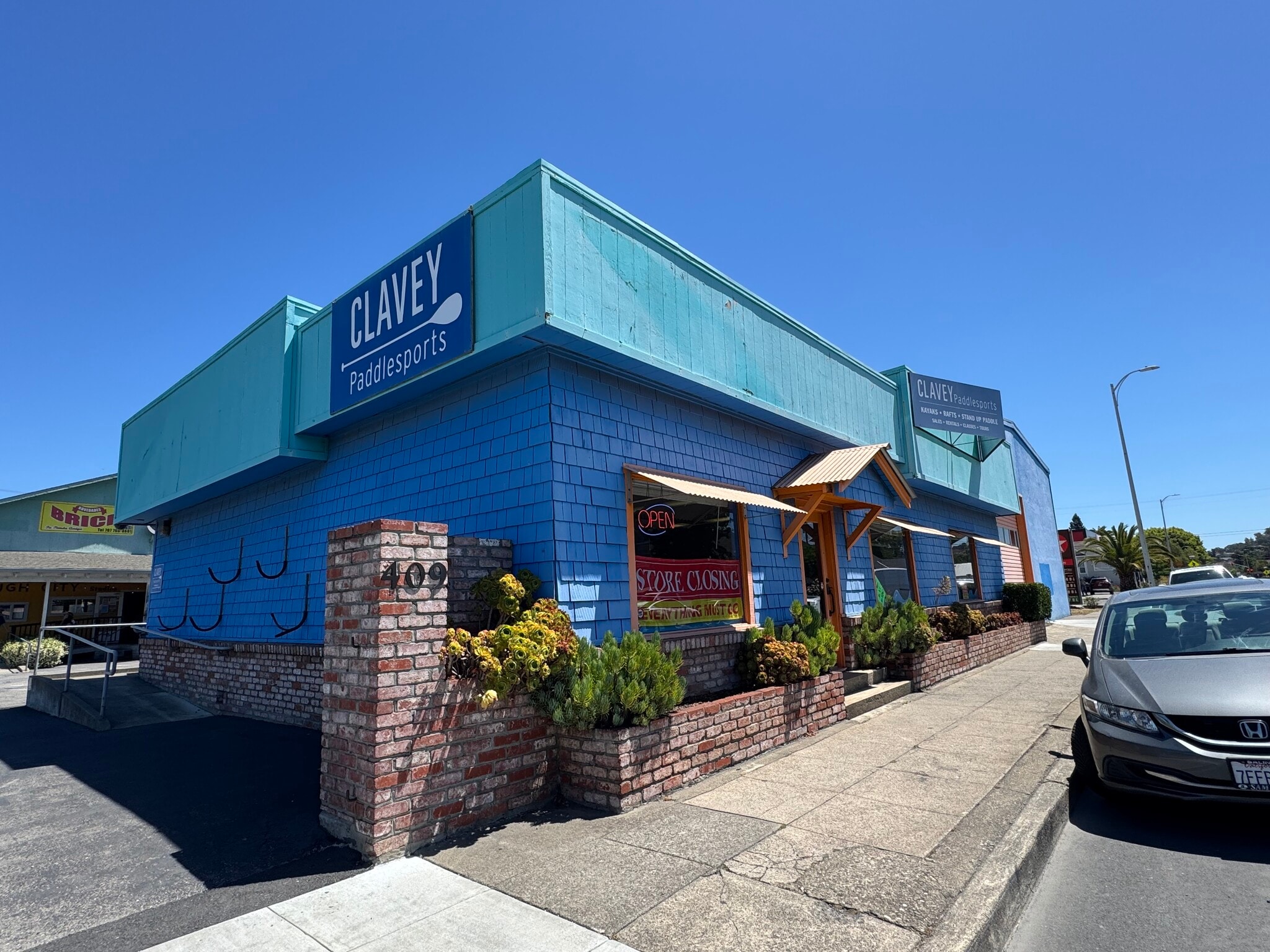 409 S Petaluma Blvd, Petaluma, CA for Sale