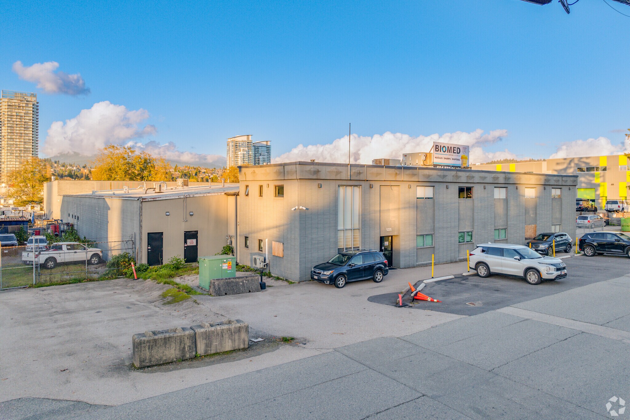 5371 Regent St, Burnaby, BC for Sale