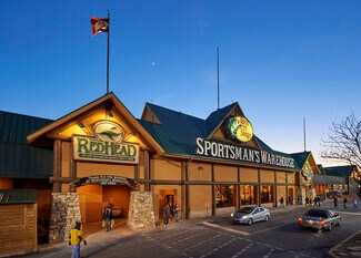 Saint Charles, MO Retail - 1301-1355 S 5th St