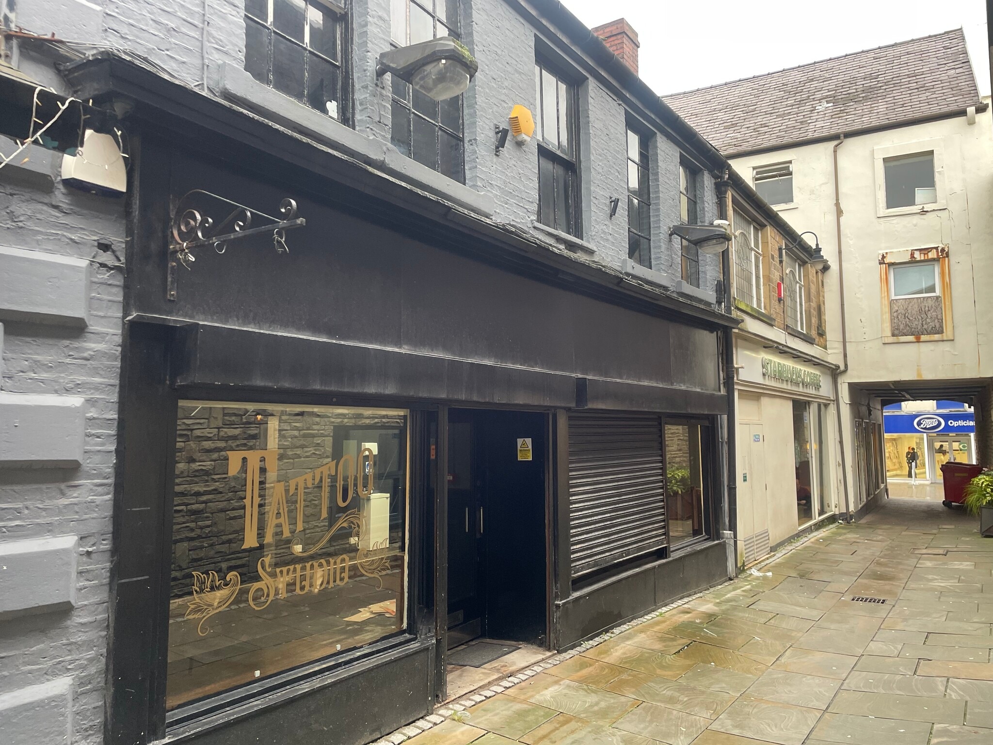 6-8 Slip Inn Ln, Lancaster, LAN for Sale