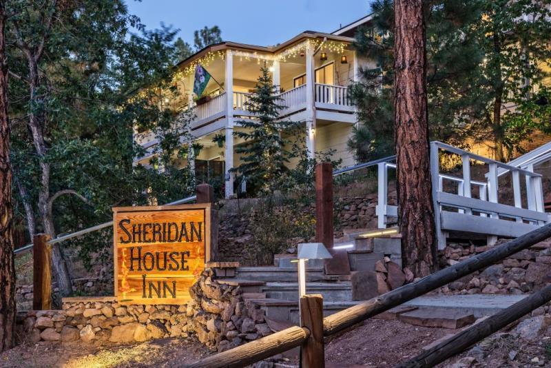 460 E Sheridan Ave, Williams, AZ for Sale