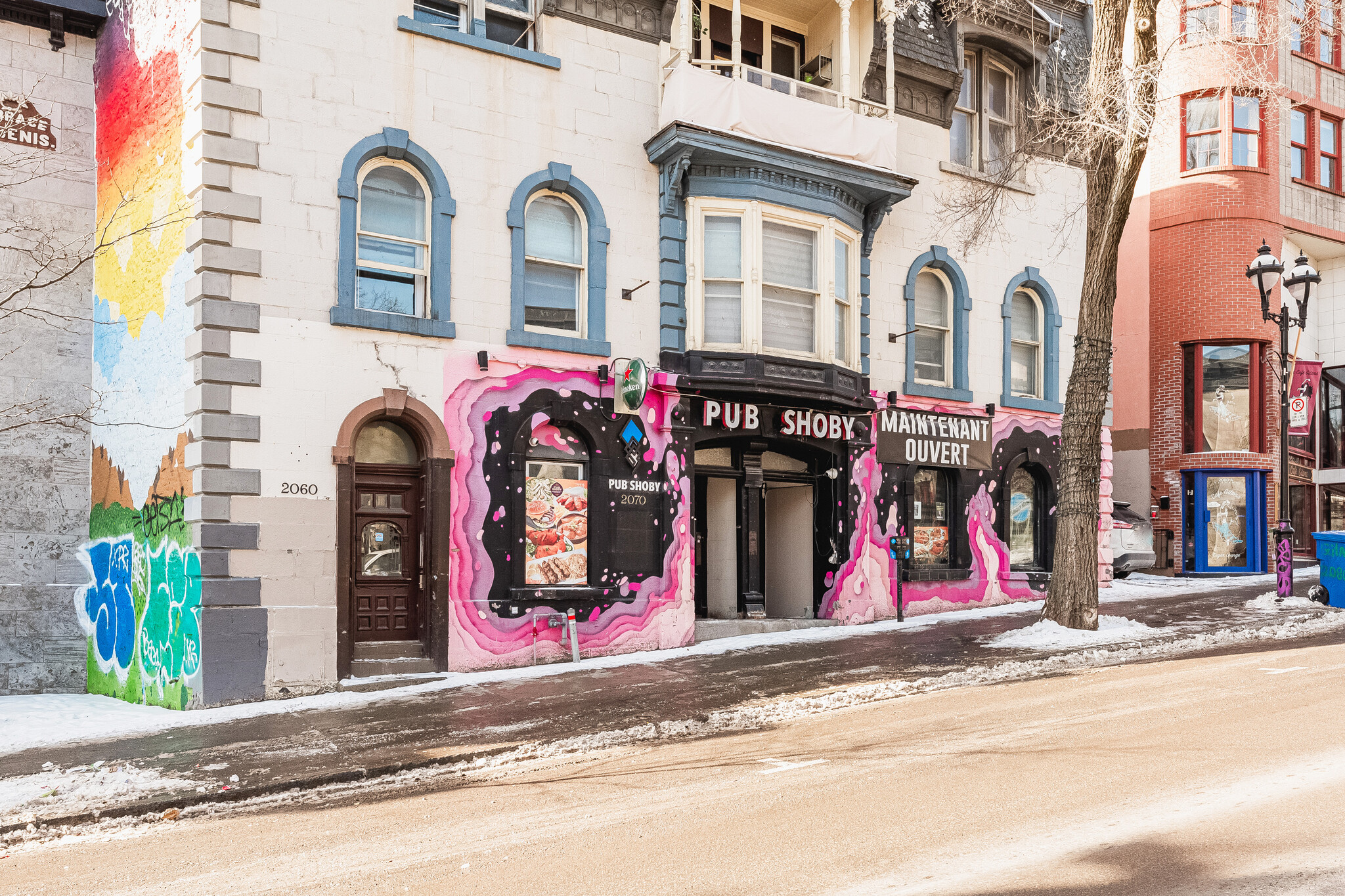 2070 St Saint-Denis, Montréal, QC for Rent