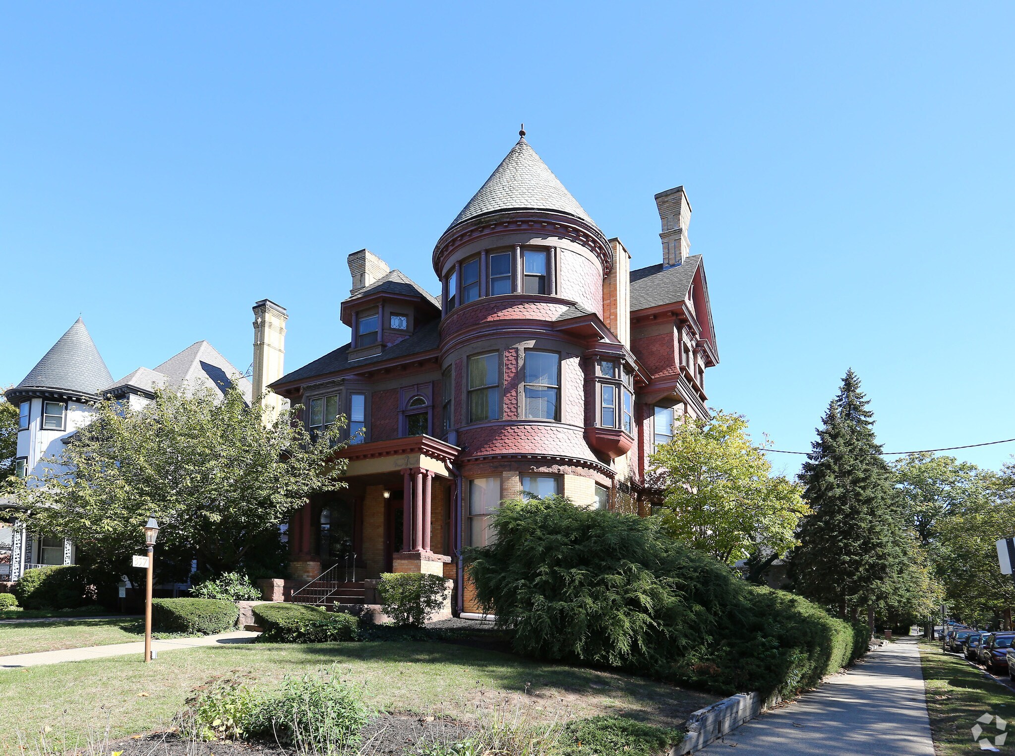 357 Whitney Ave, New Haven, CT for Rent
