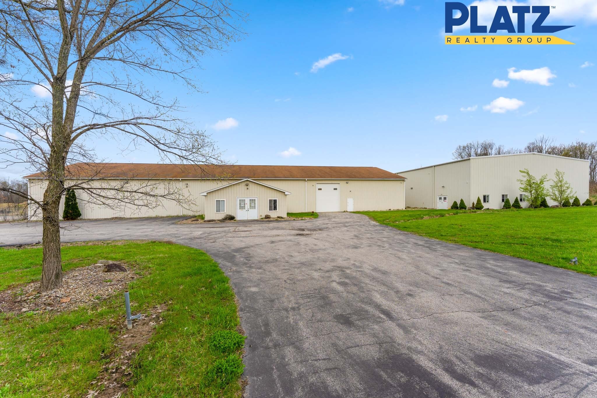 2887 N Salem Warren Rd, Warren, OH for Rent