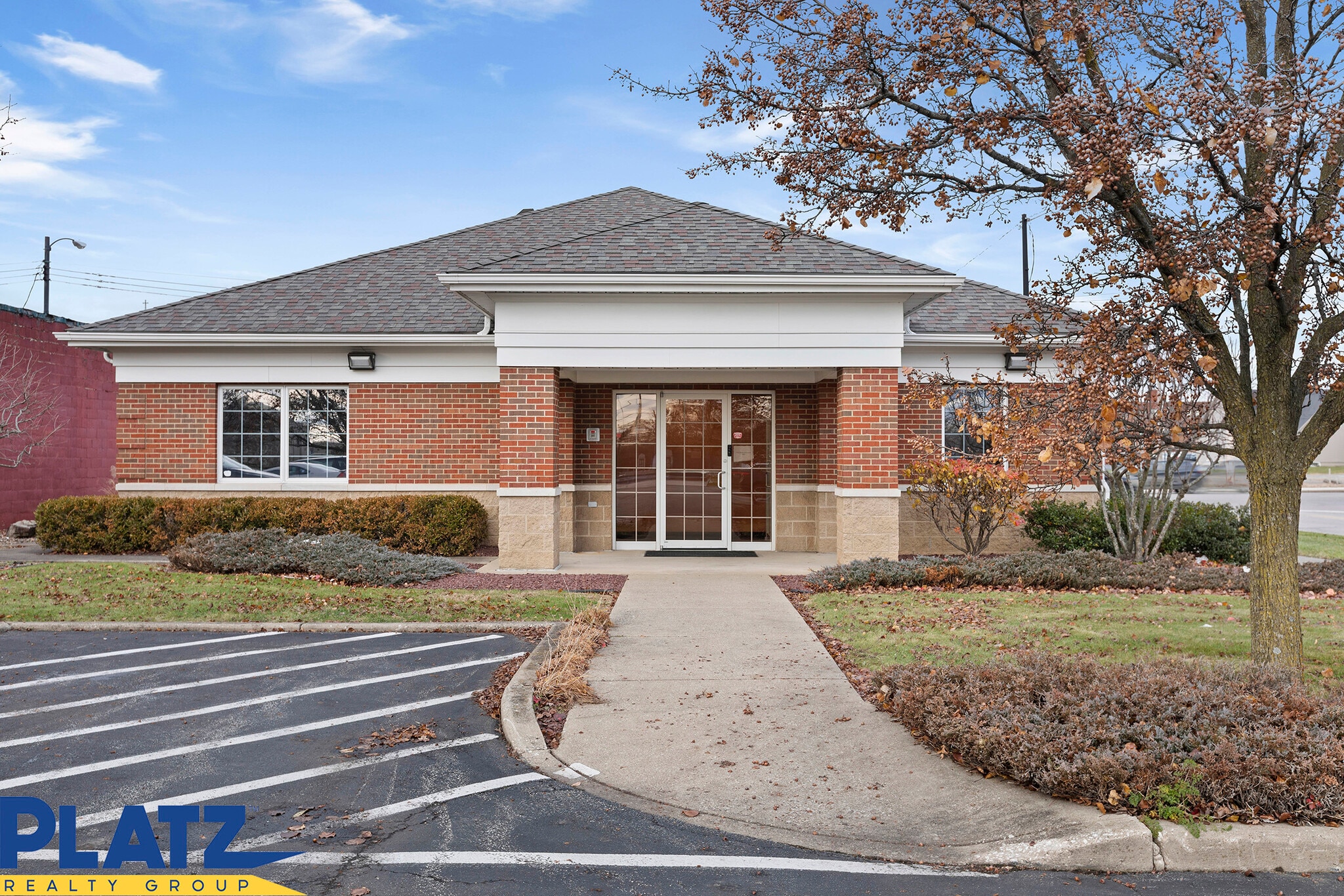 320 E Market St, Warren, OH for Rent