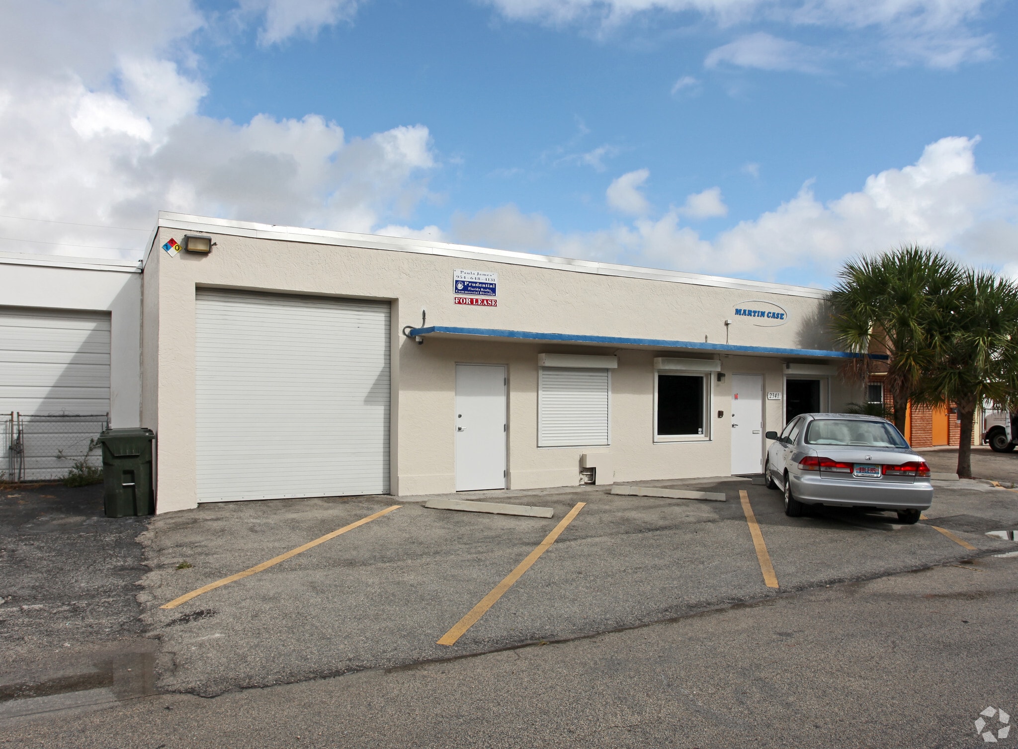 2341 NW 30th St, Oakland Park, FL for Rent