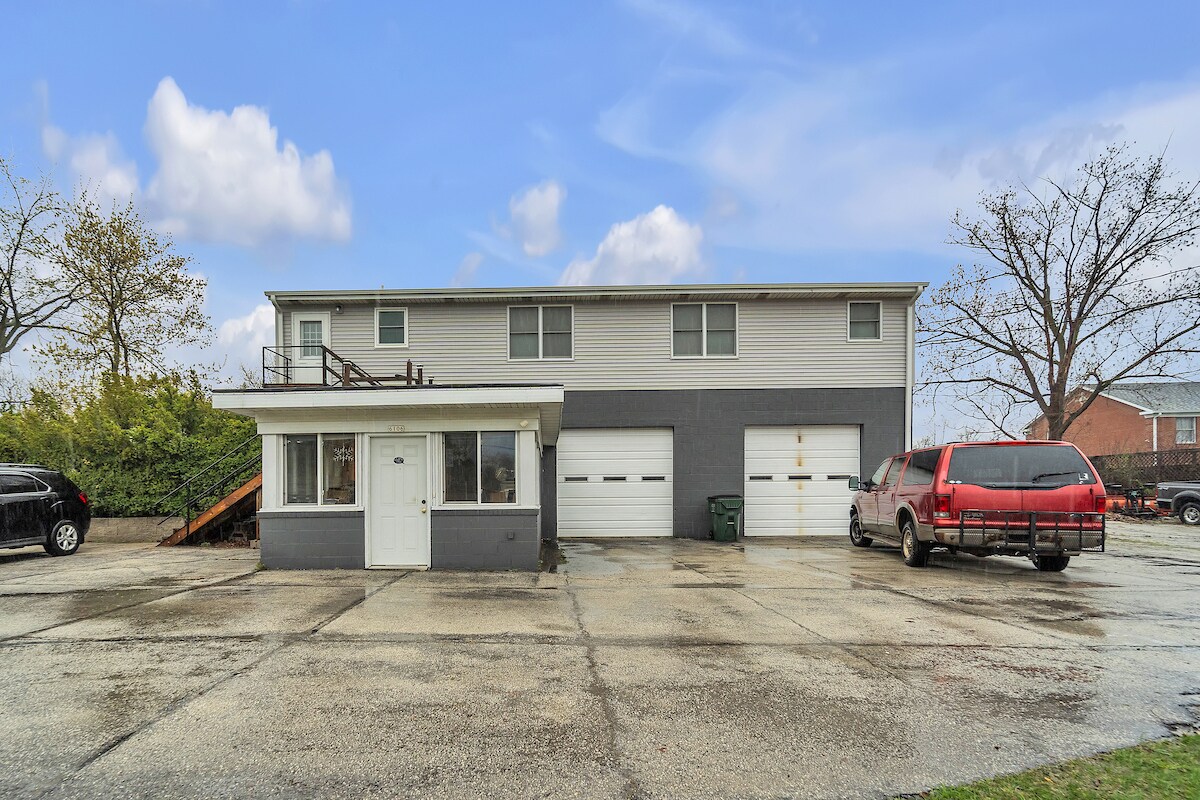 6106 Douglas Ave, Caledonia, WI for Sale