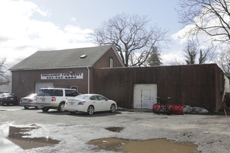 Hackensack, NJ Warehouse - 17 Voorhis Ln