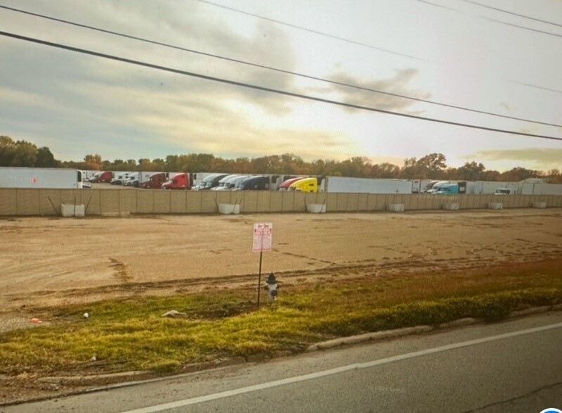 5100 W Airport Fwy, Irving, TX for Rent