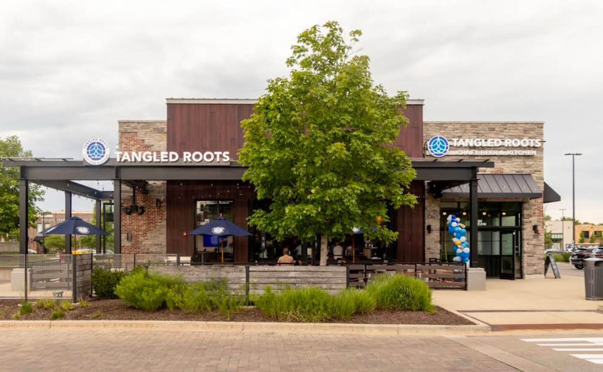 899-913 N Milwaukee Ave, Vernon Hills, IL for Rent