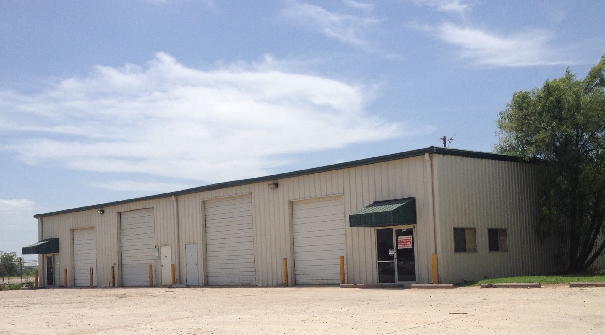880 Blue Mound Rd W, Haslet, TX for Rent