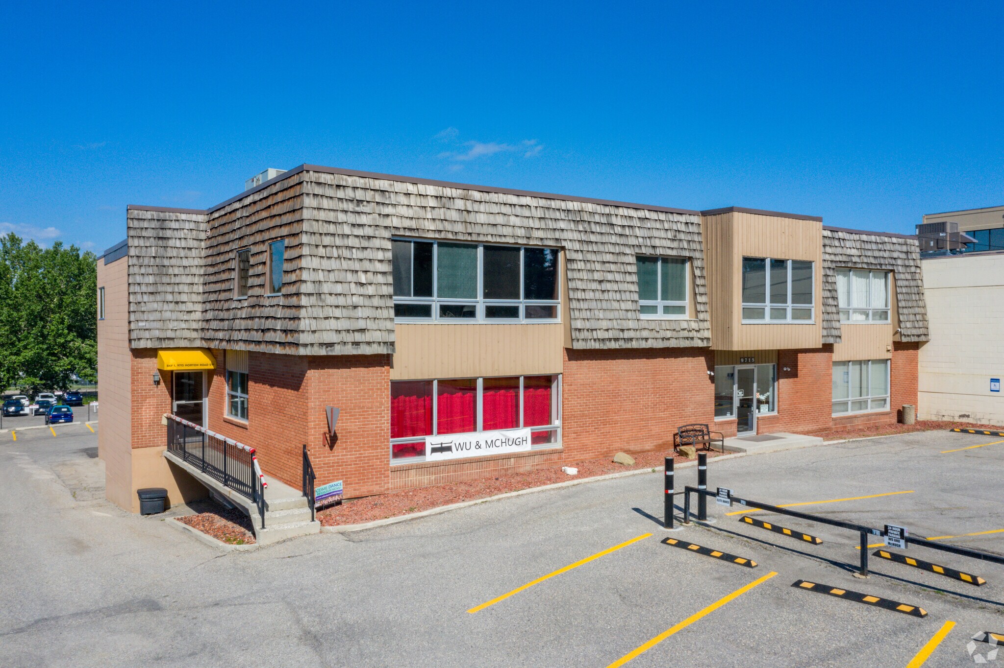 9715 Horton Rd SW, Calgary, AB for Rent