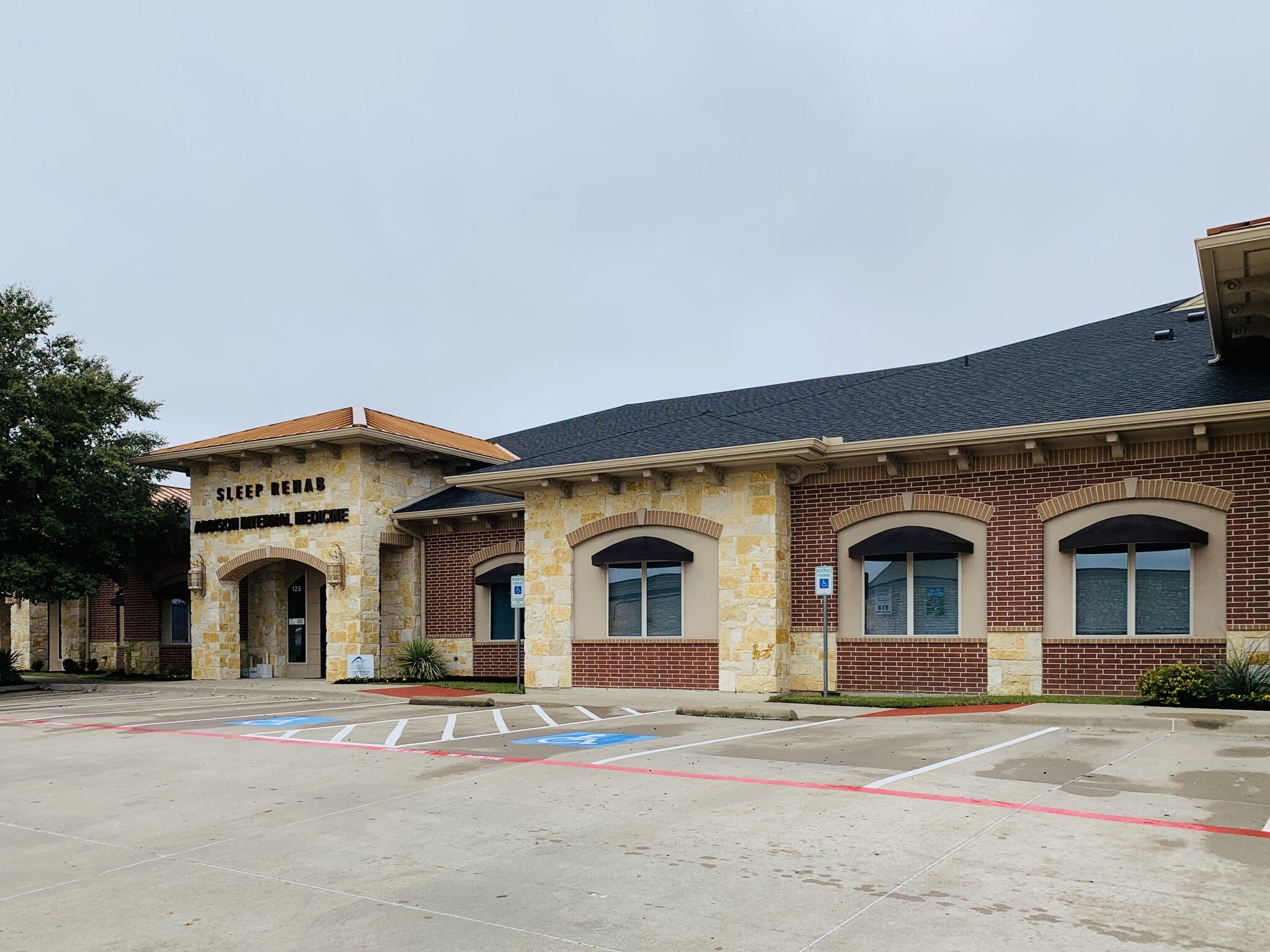 1428 W Hebron Pky, Carrollton, TX for Rent