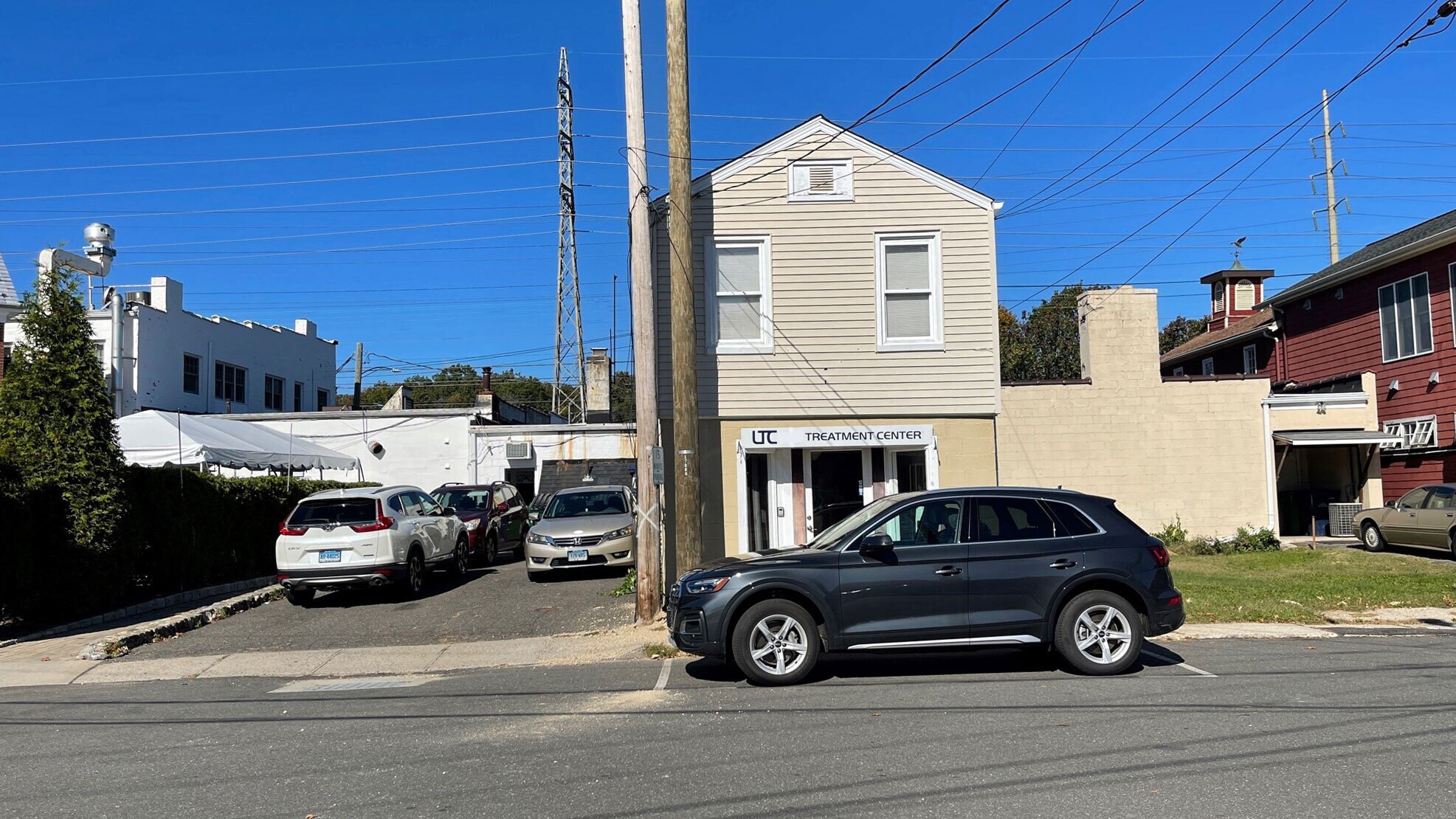 17 Tokeneke Rd Darien, CT 06820 Retail Property for Lease on