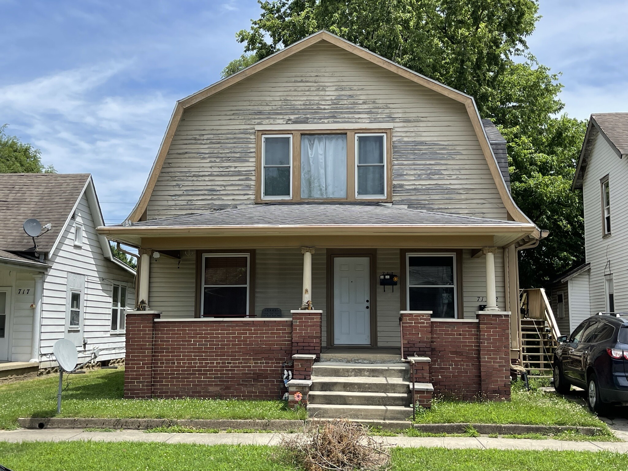 713 Reed St, Columbus, IN for Sale