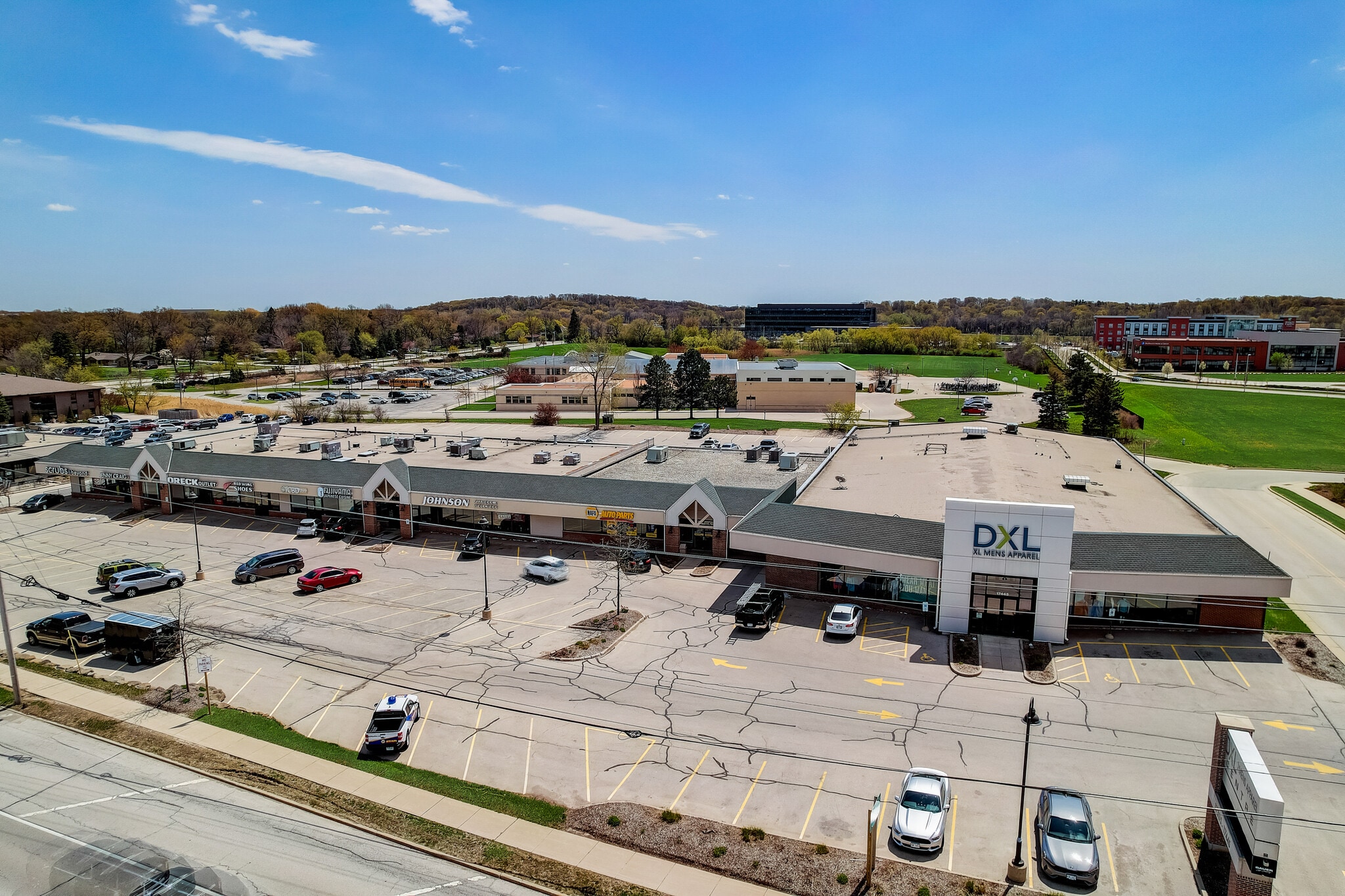 17445 W Bluemound Rd, Brookfield, WI for Rent