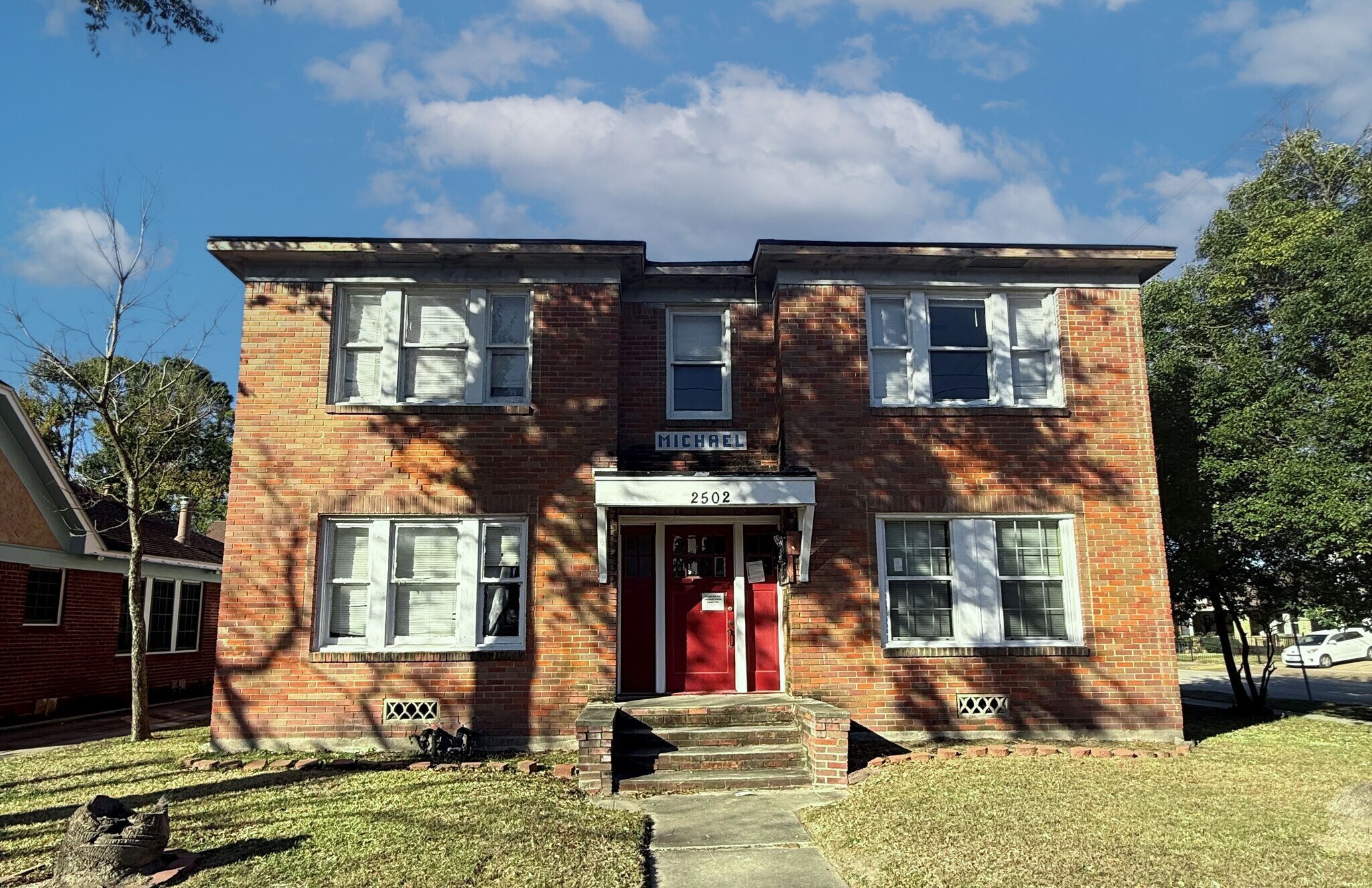 2502 White Oak Dr, Houston, TX for Sale