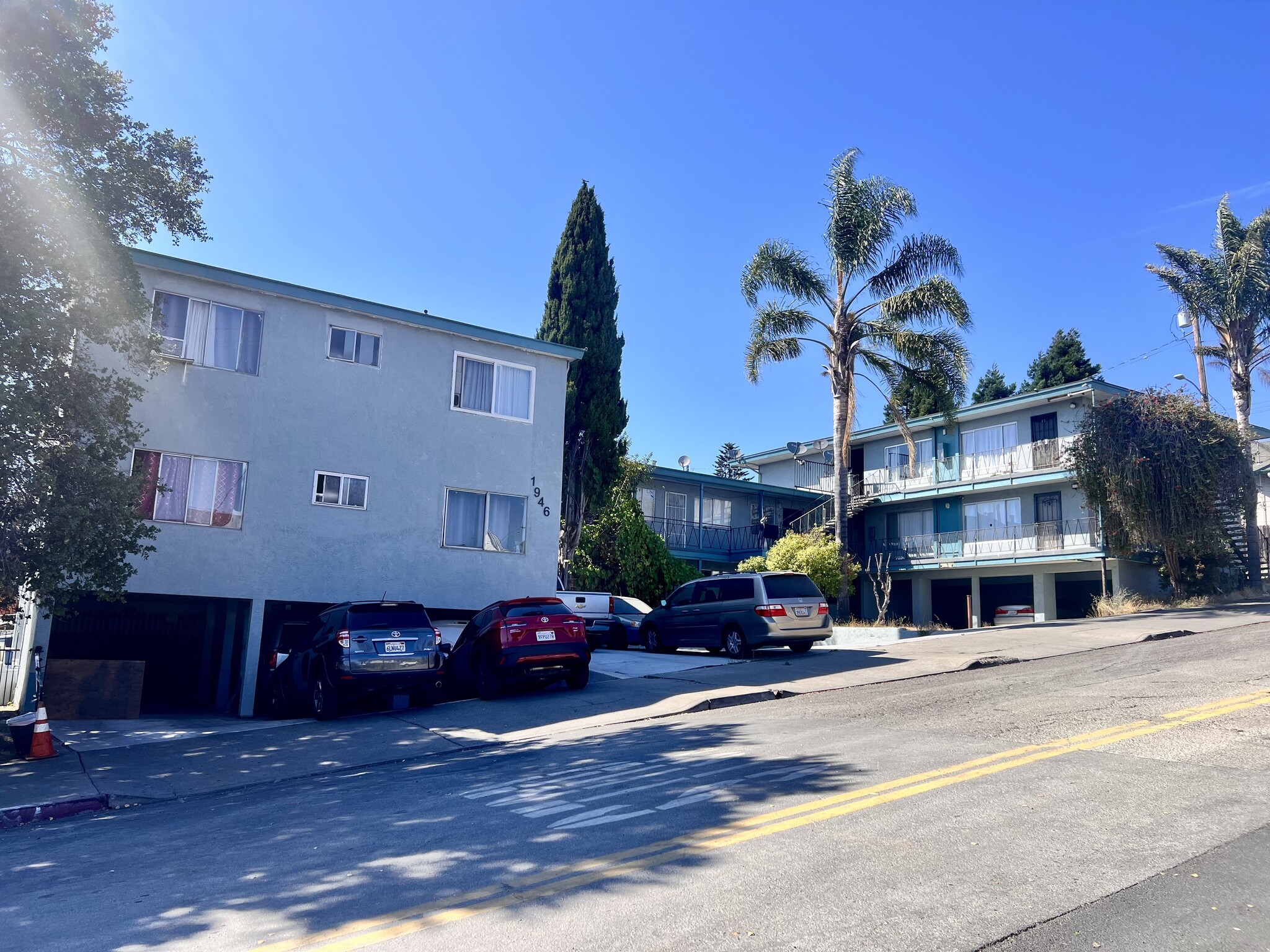 1946 Foothill Blvd, Oakland, CA for Sale