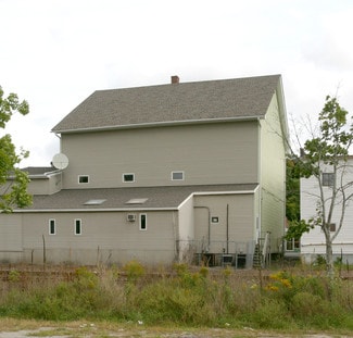 New Milford, CT Storefront Retail/Residential - 85 Railroad St