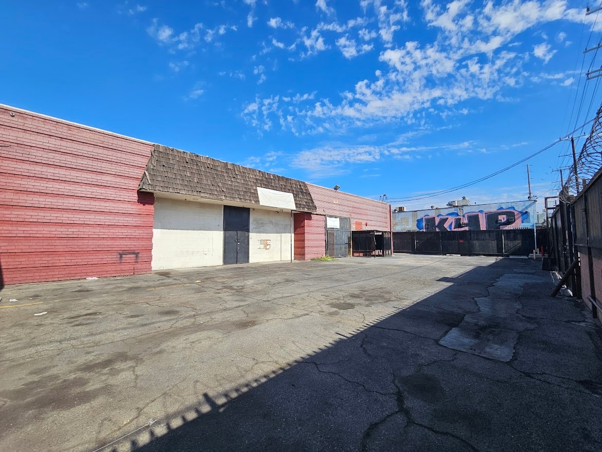 3955 S Broadway Pl, Los Angeles, CA for Sale