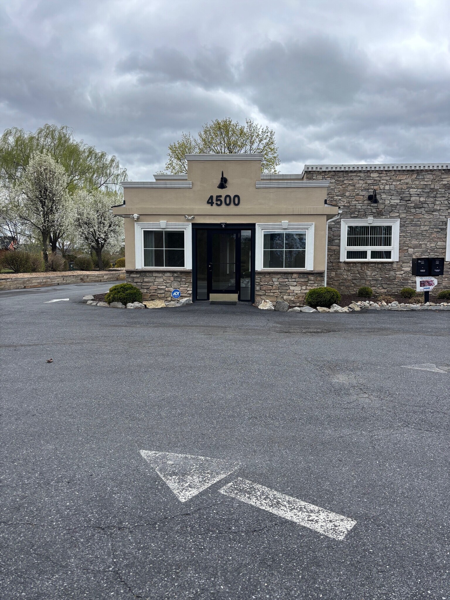 4500 William Penn Hwy, Easton, PA for Rent