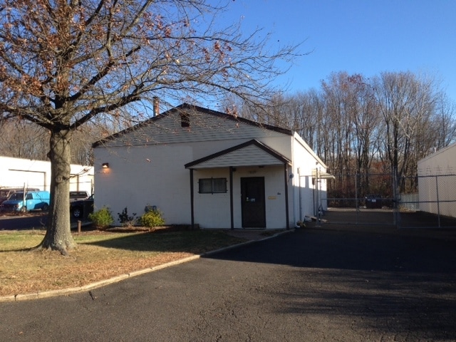 10 Industry Ct, Ewing, NJ for Rent