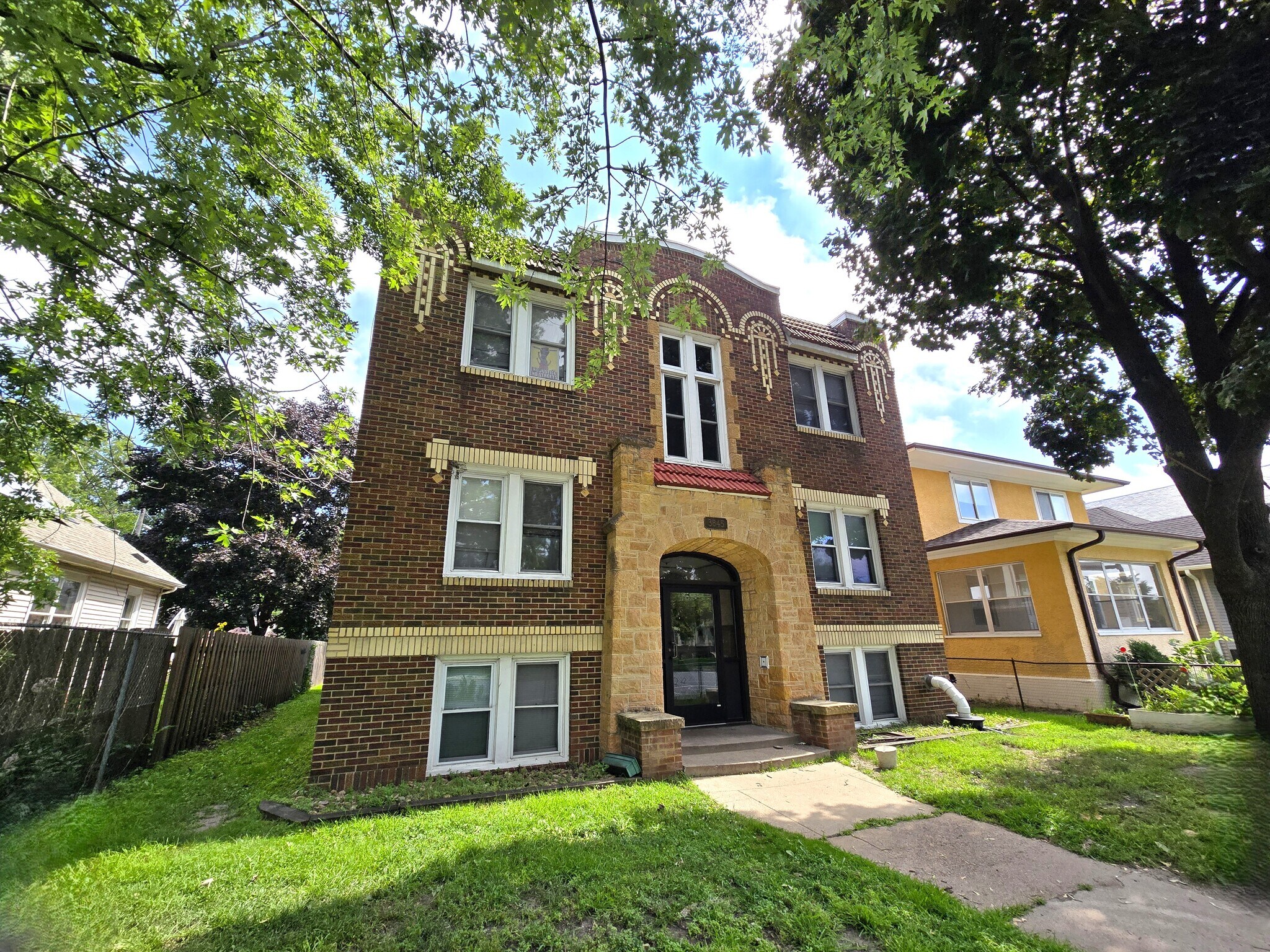 3845 Chicago Ave, Minneapolis, MN for Sale
