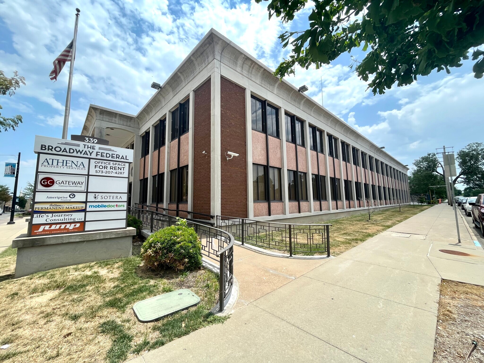 339 Broadway St, Cape Girardeau, MO for Rent