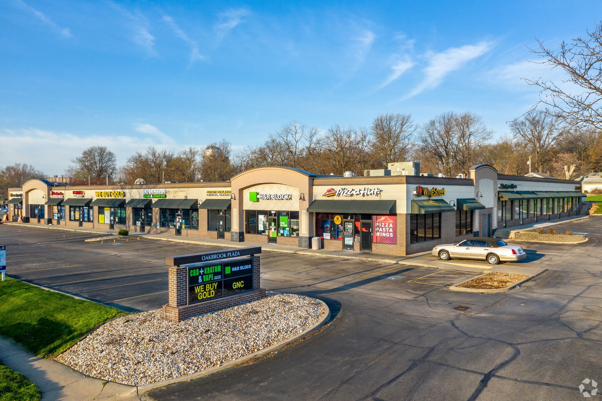 7620 Metcalf Ave Overland Park, KS 66204 Retail Property for Lease on