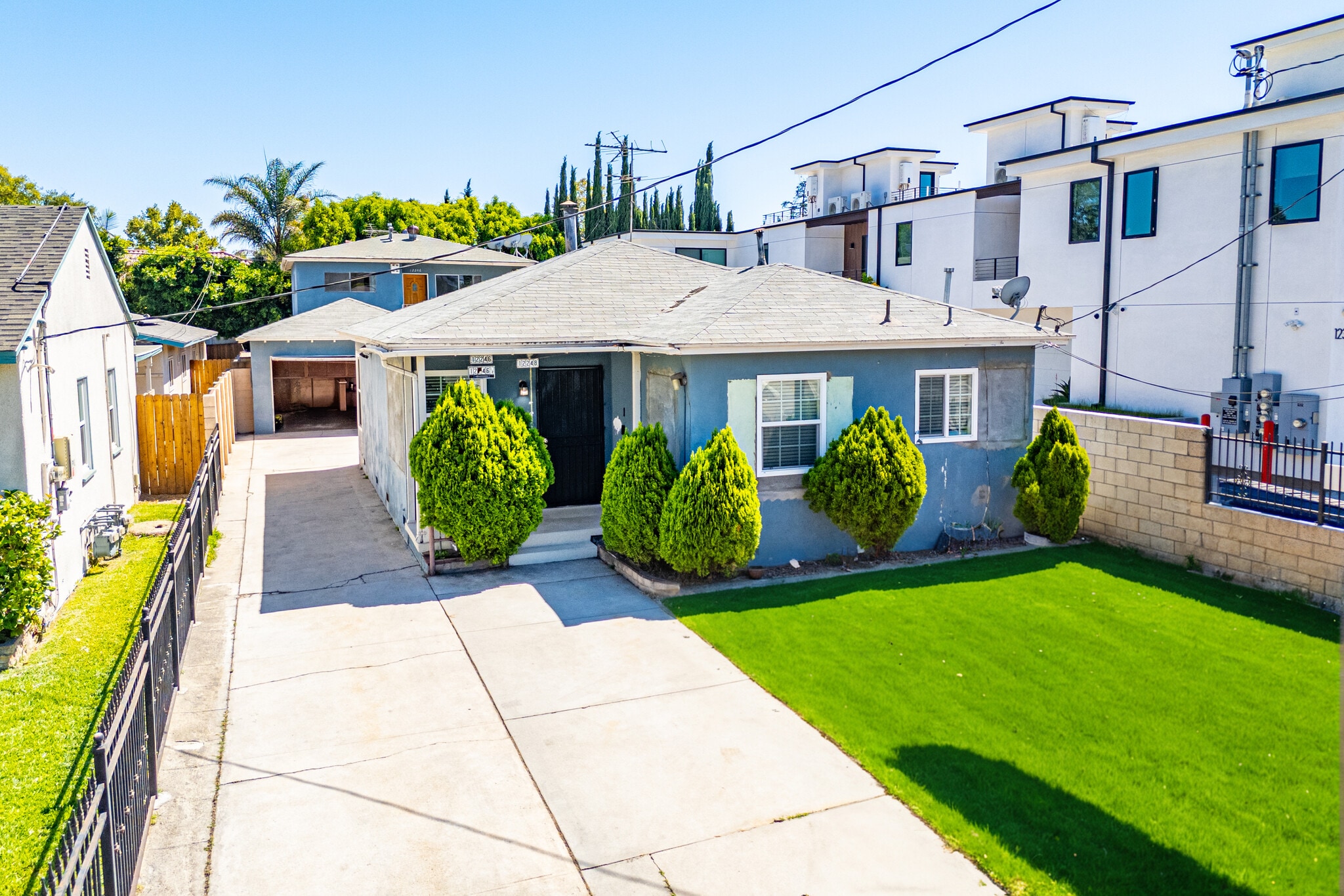 12248 Oxnard St, North Hollywood, CA for Sale