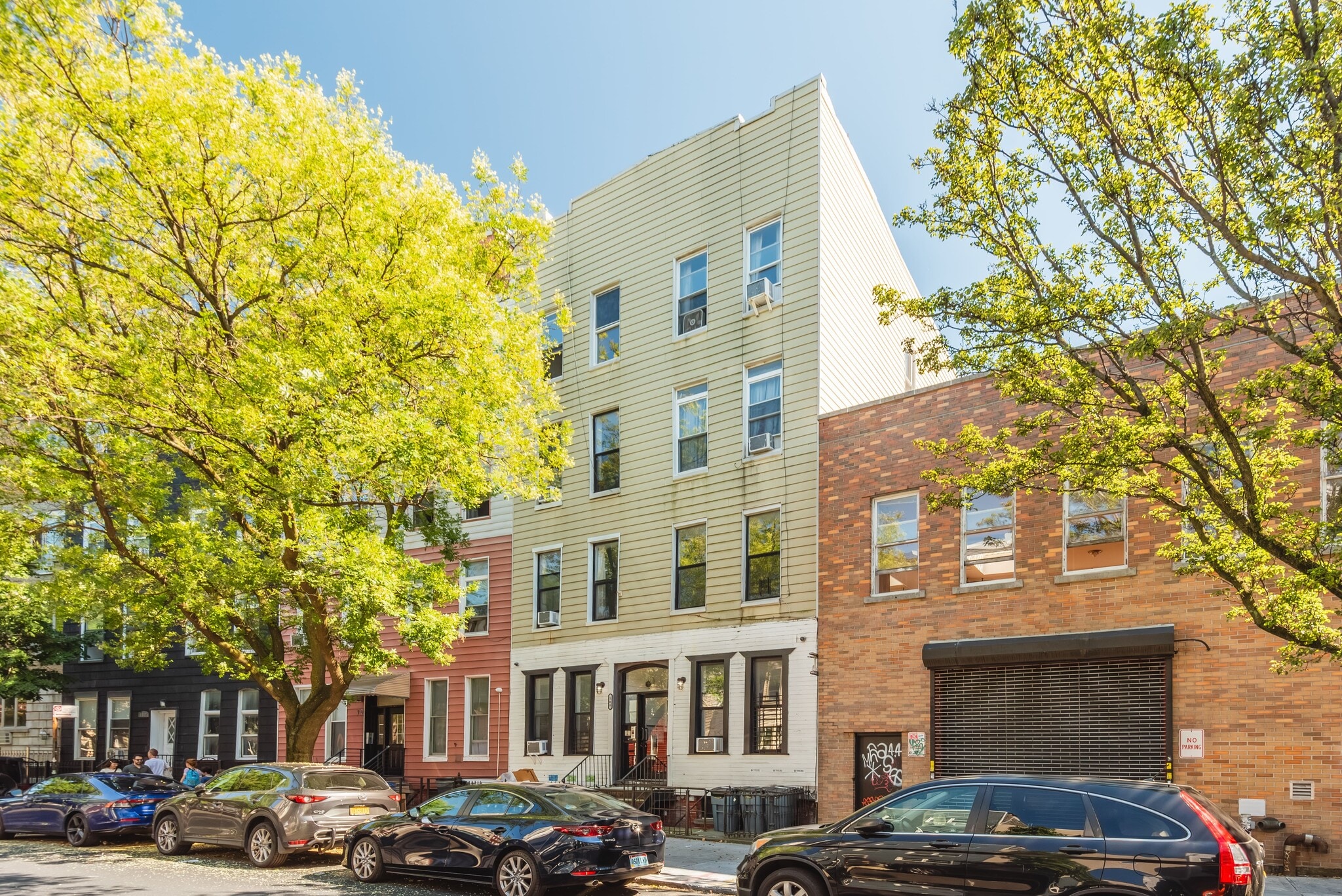 108 Calyer St, Brooklyn, NY for Sale