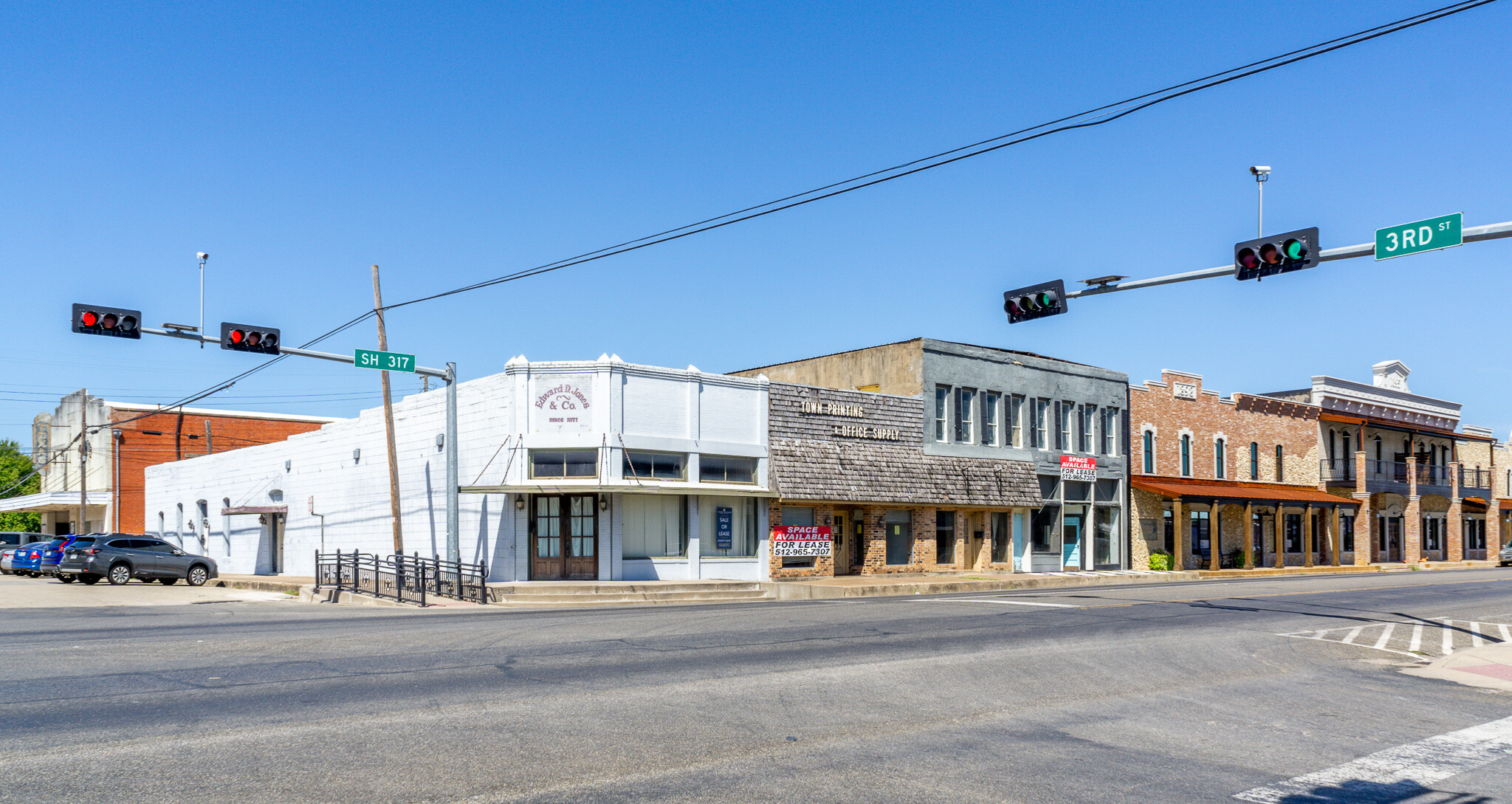 229 S Main St, Mc Gregor, TX for Sale