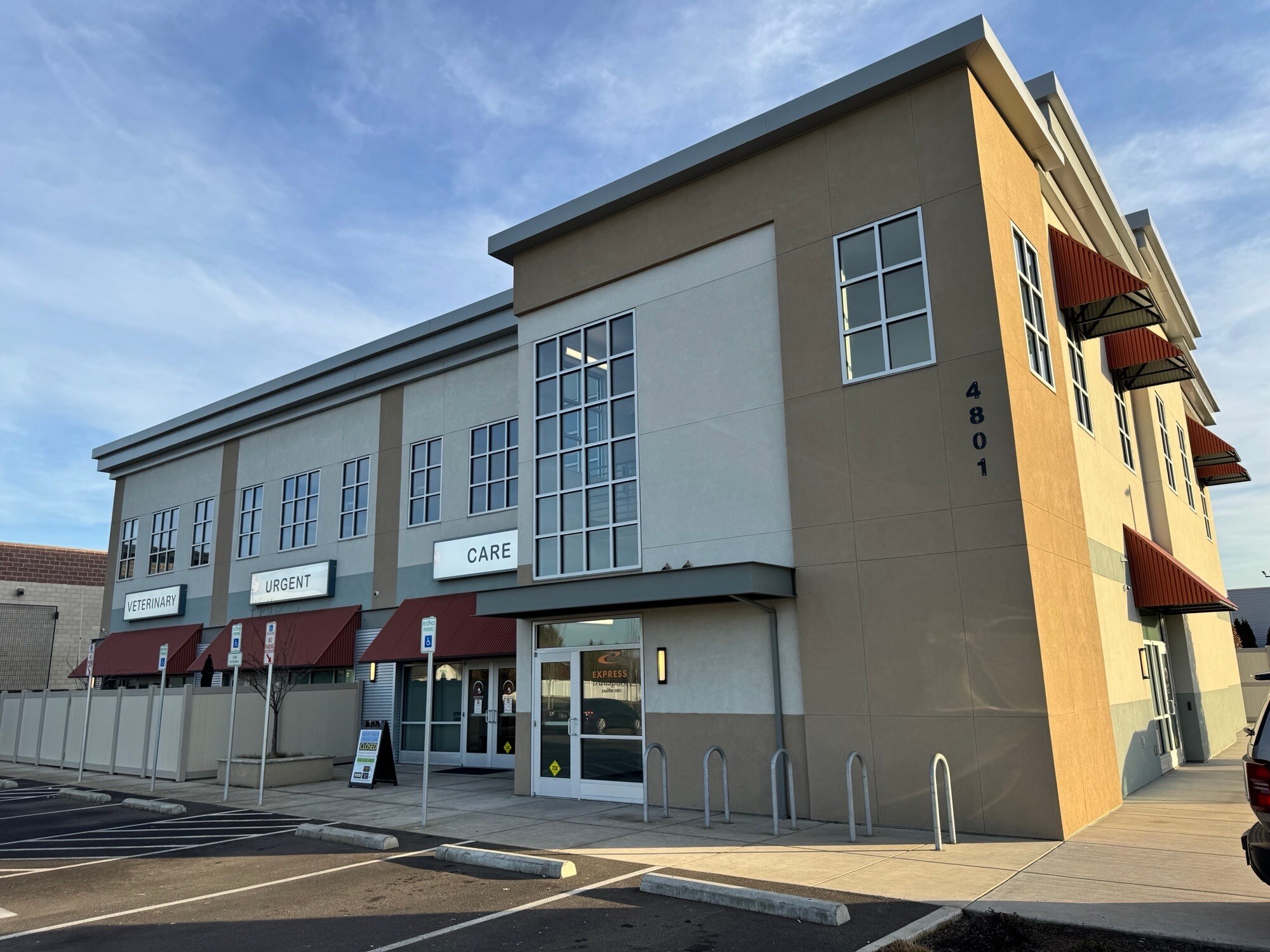 4801 Biddle Rd, Central Point, OR for Rent