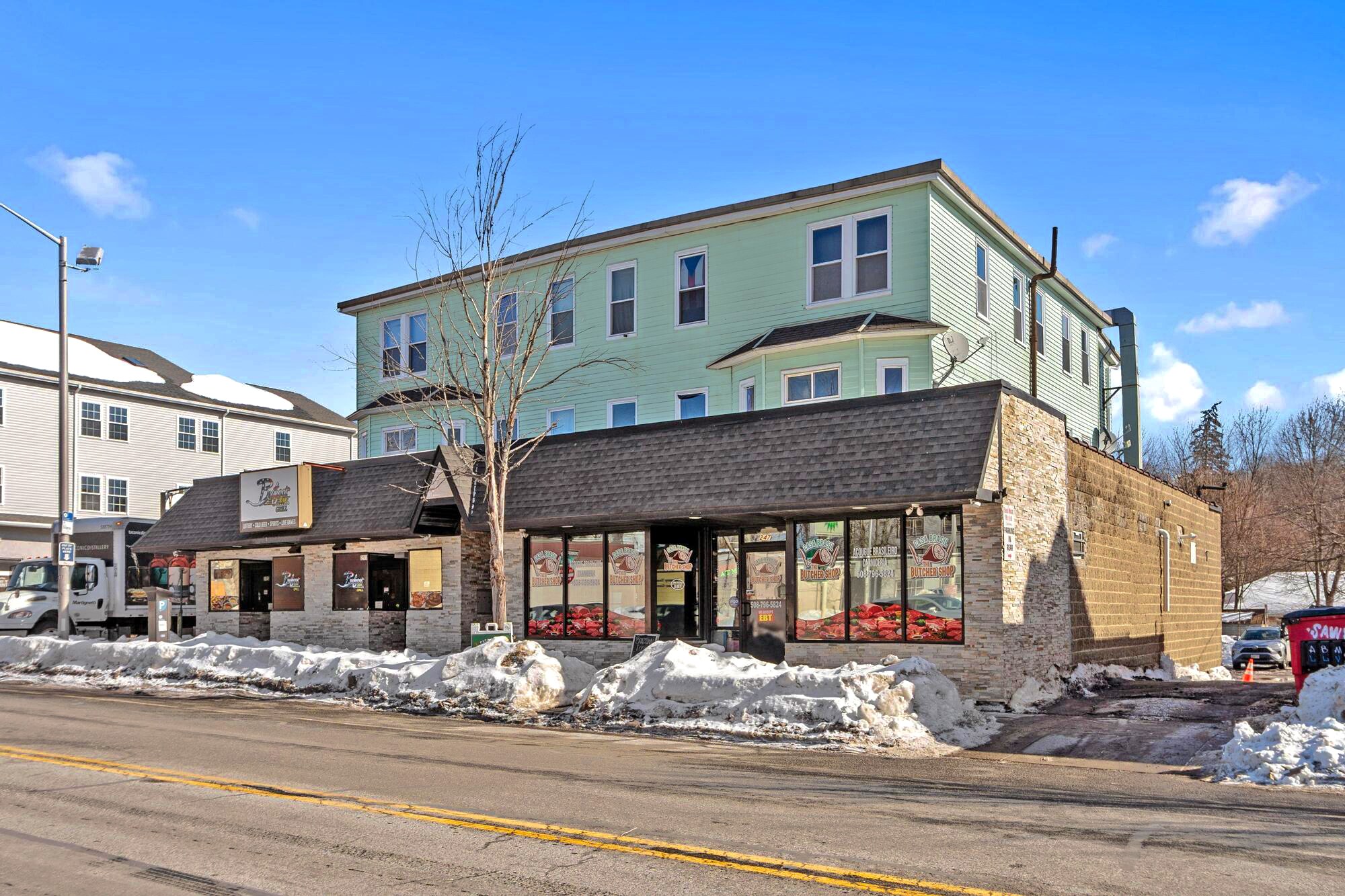 249 Lincoln St, Worcester, MA for Sale