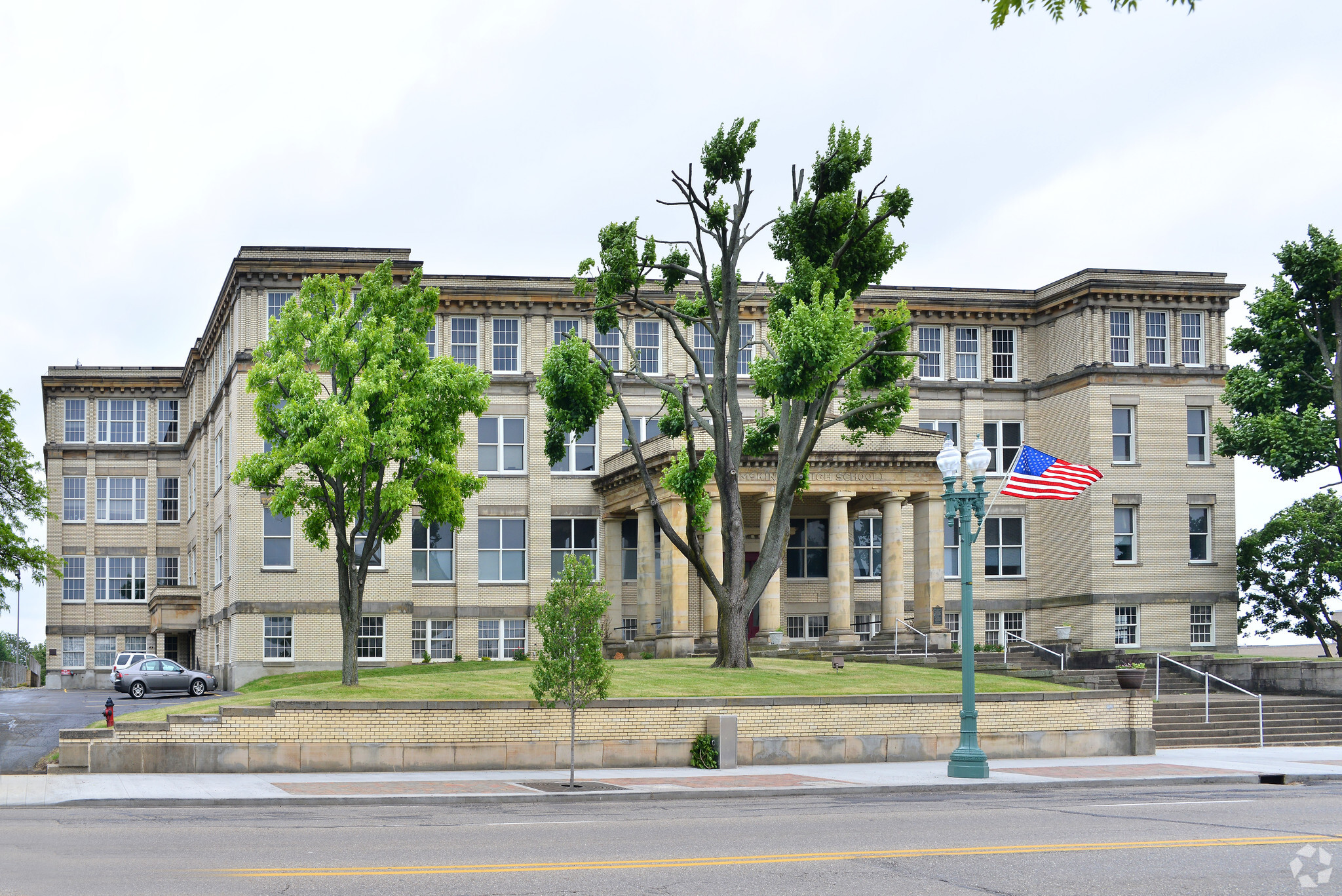 800 Market Ave N, Canton, OH for Rent