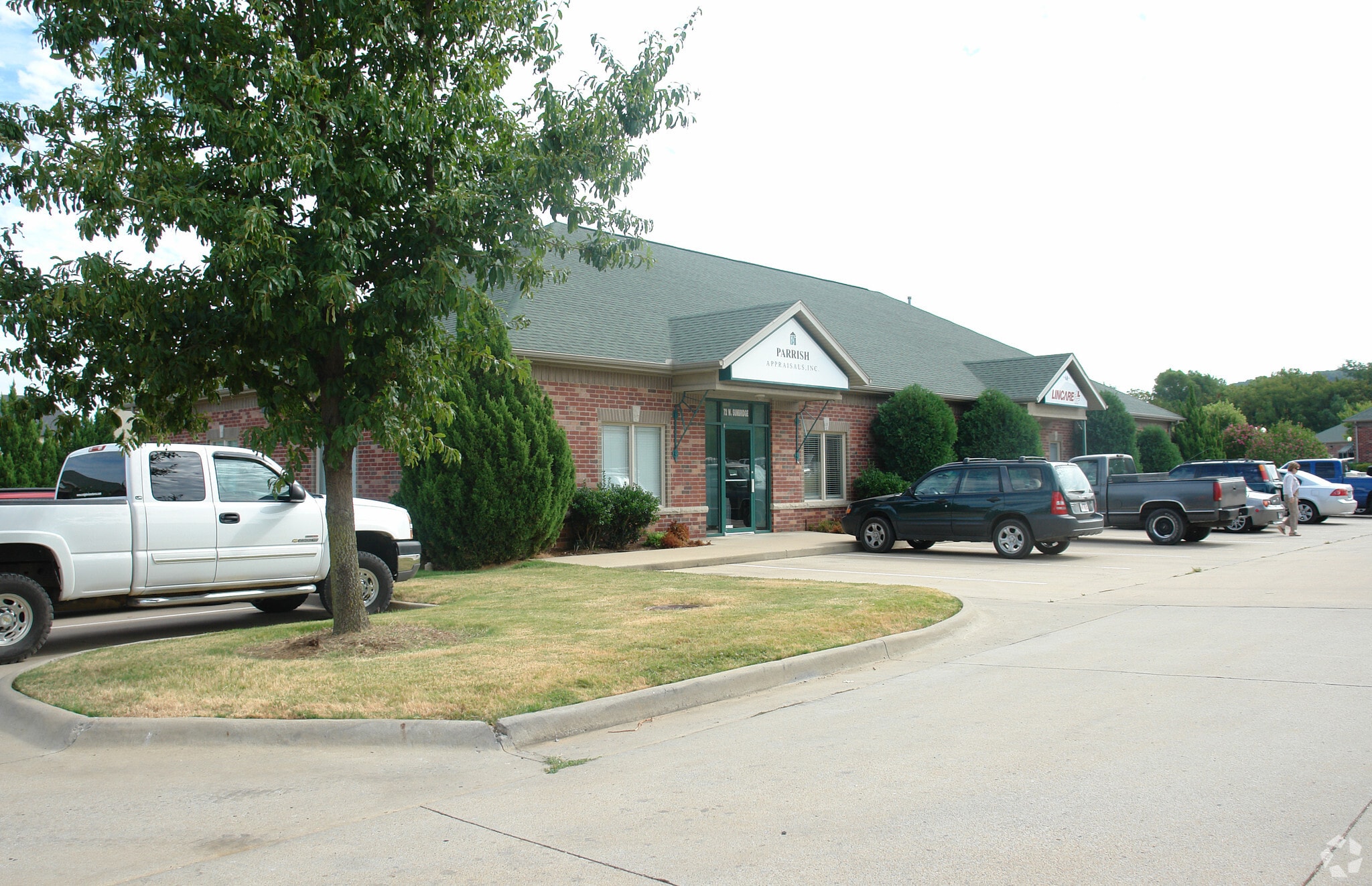 66-72 W Sunbridge Dr, Fayetteville, AR for Rent