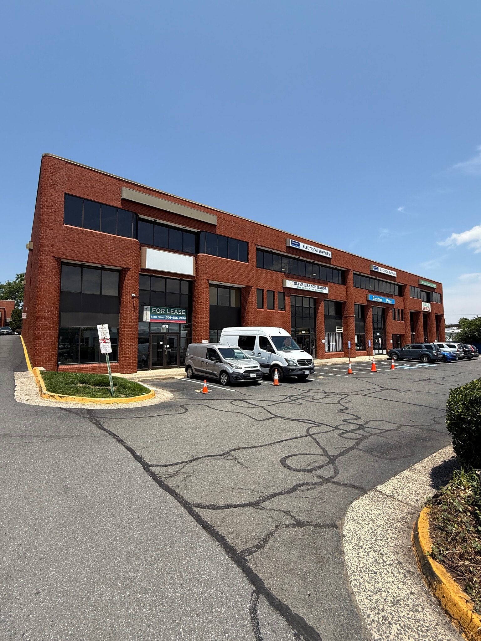 8424-8430 Lee Hwy, Fairfax, VA for Rent