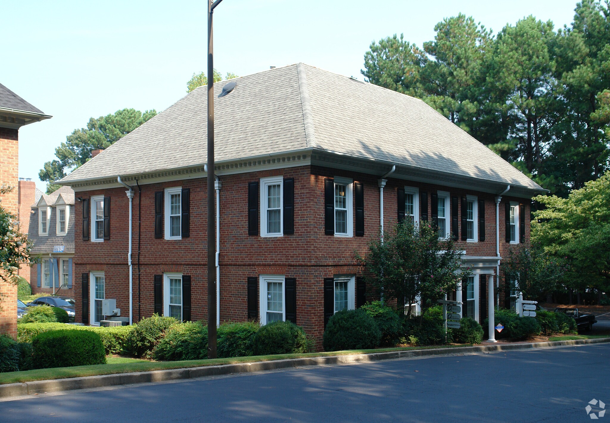 8525 Dunwoody Pl, Atlanta, GA for Rent