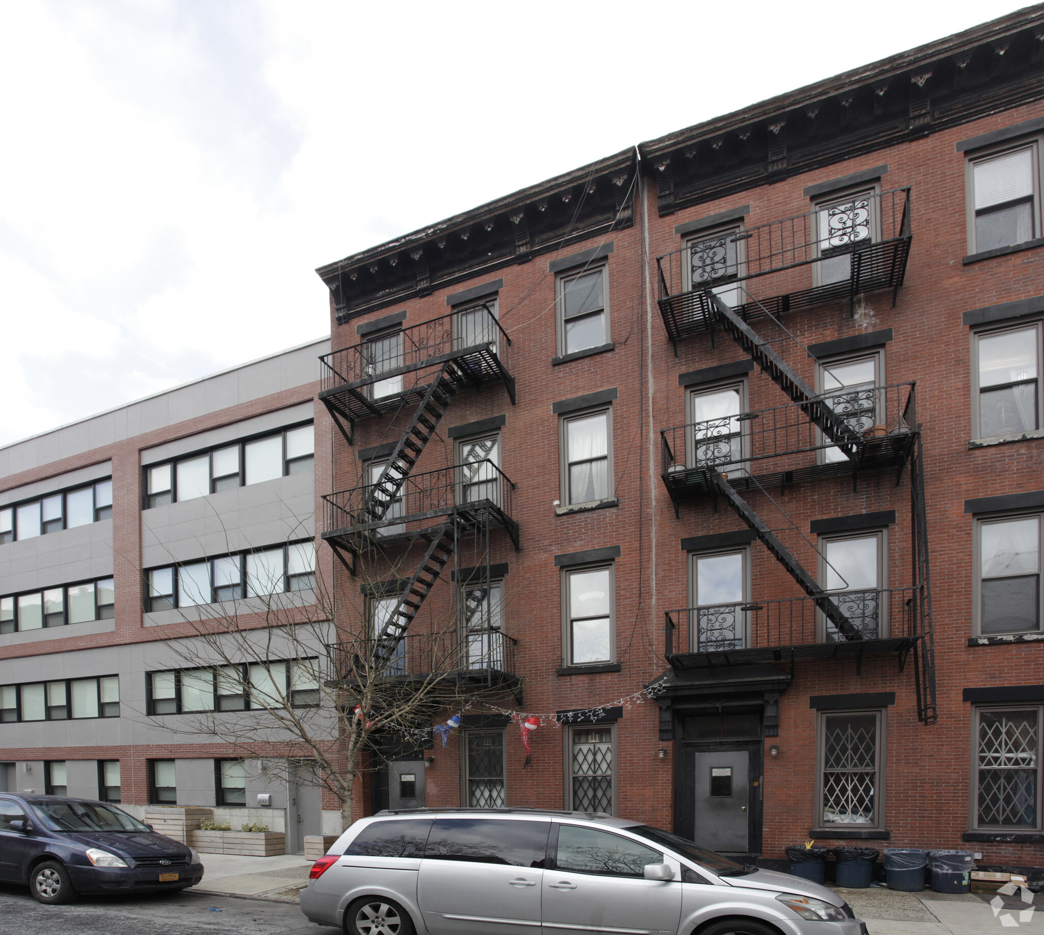 105 Boerum Pl, Brooklyn, NY for Sale