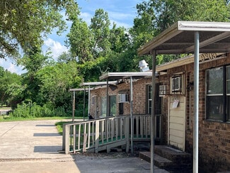 Houston, TX Office/Residential - 9305 N Wayside Dr