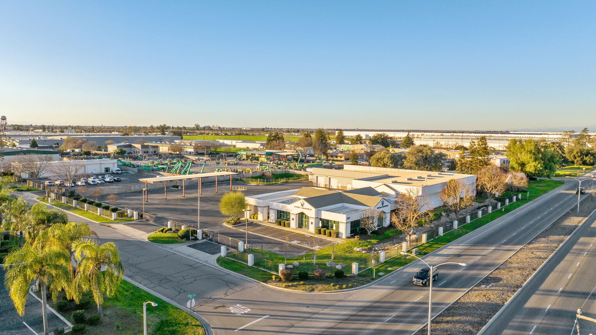 1123 N Plaza Dr, Visalia, CA for Rent